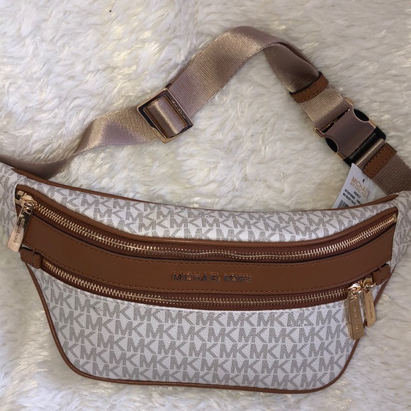 Michael Kors Handbags - NWT Michael Kors fanny pack